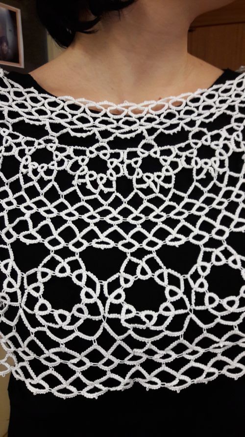 krajková pelerínka detail